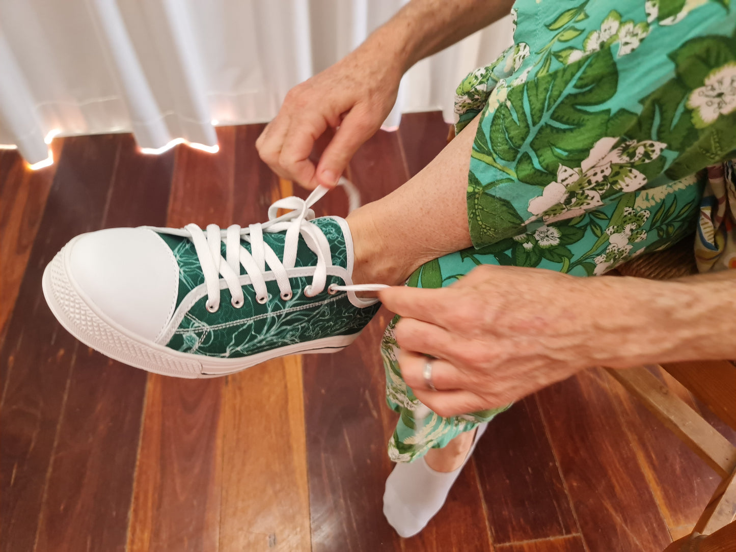 ELEMENTAL VISION Forest Green ~ High-Top Sneakers for Women